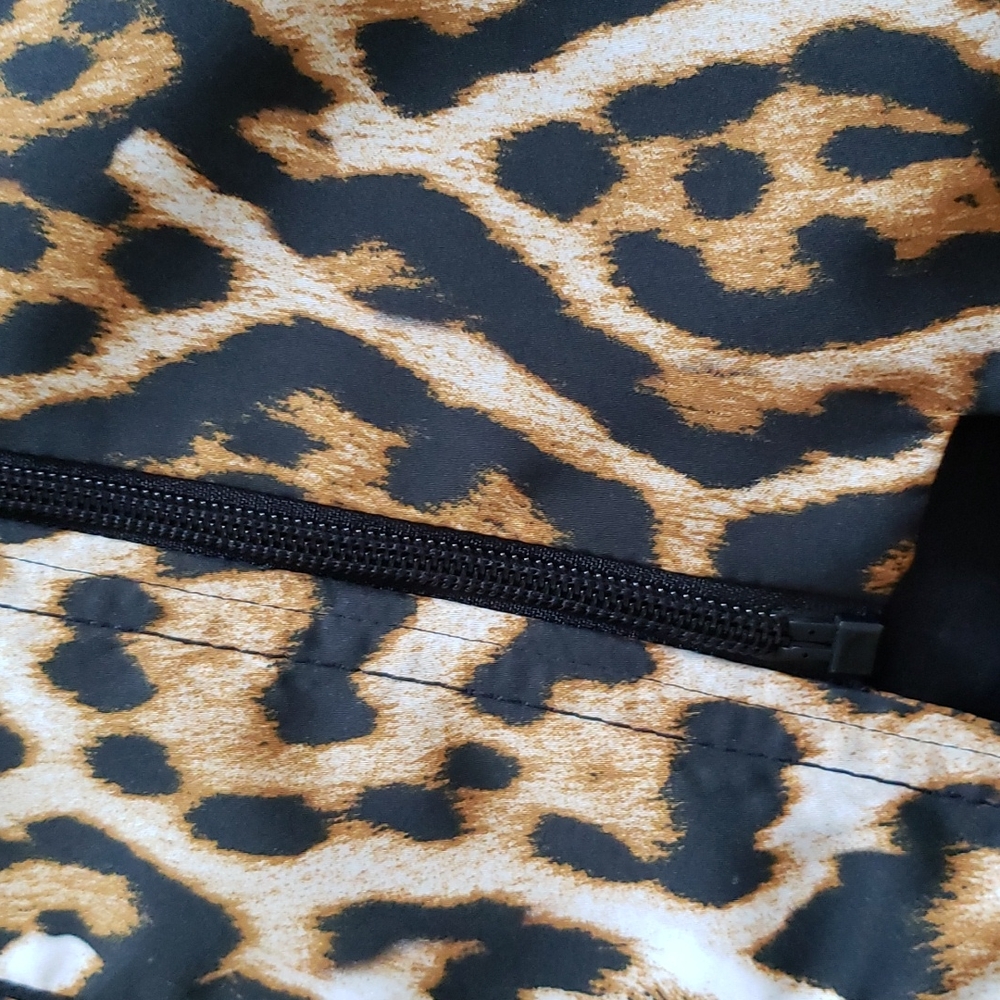 Carlisle 100% Silk Leopard Print Women’s Jacket - Picture 6 of 11